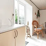 4 Person In Hejls-by Traum *