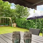 4 Person In Hejls-by Traum *