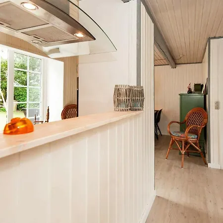 Holiday home 4 Person Holiday Home In Hejls *